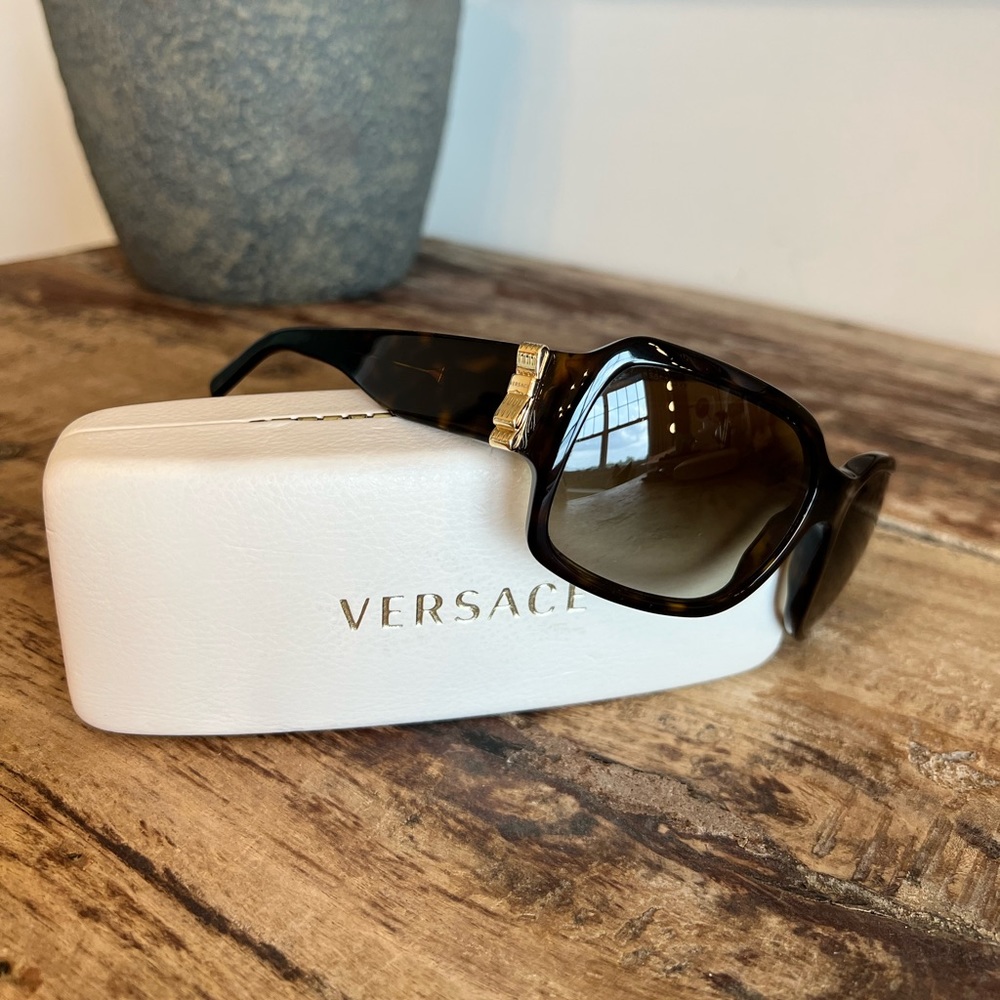 Authentic Versace VE 4170 Sunglasses Styles Havana Frame / Brown Gradient Lenses